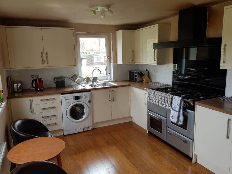 Lovely double room in grand old house ALL BILLS INCLUDED