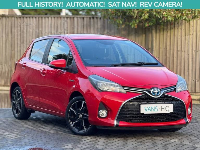 2016 Toyota Yaris VVT-h Design Hatchback HYBRID Automatic