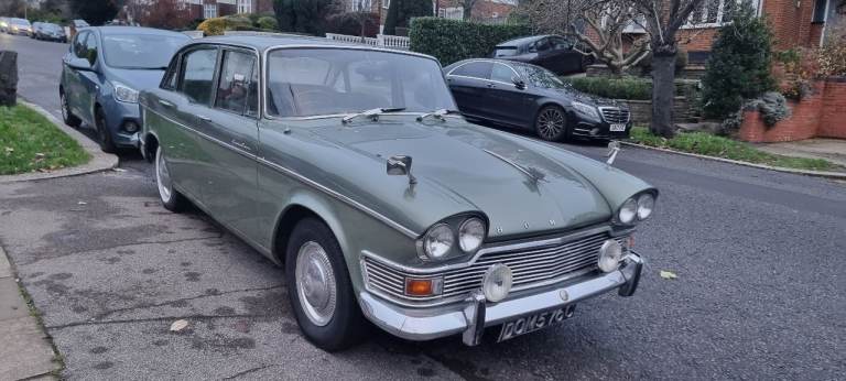 A CLASSIC 1965 HUMBER SUPER SNIPE LUXURIOUS CLASSIC CAR