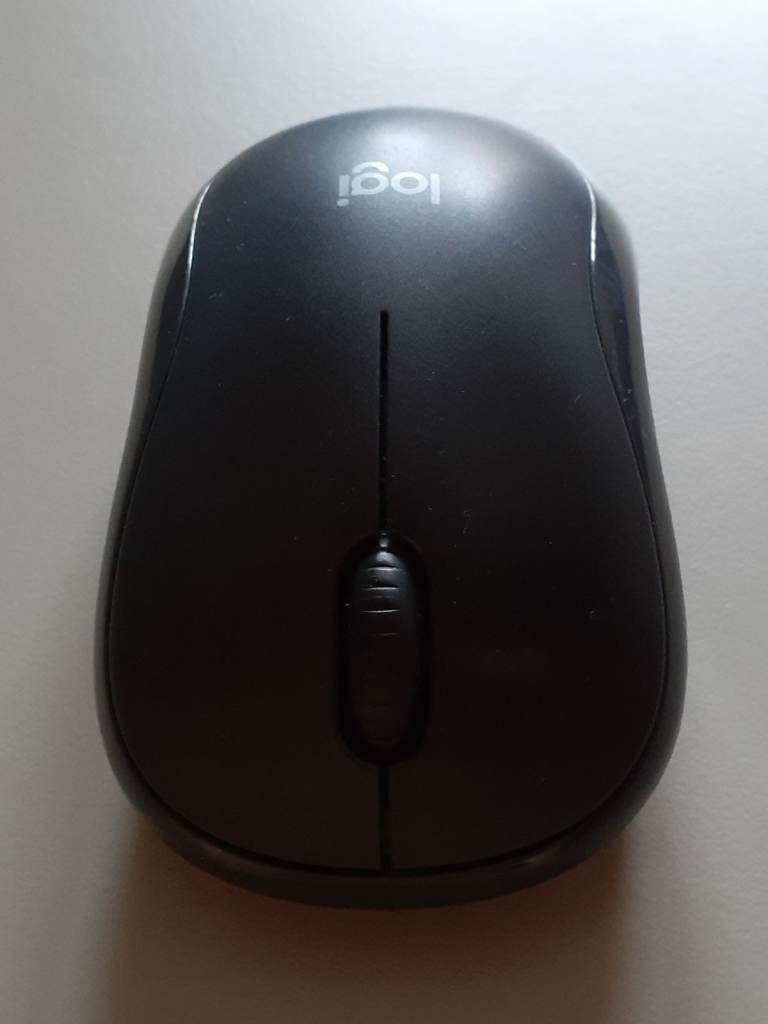 Logitech Wireless Mouse M220