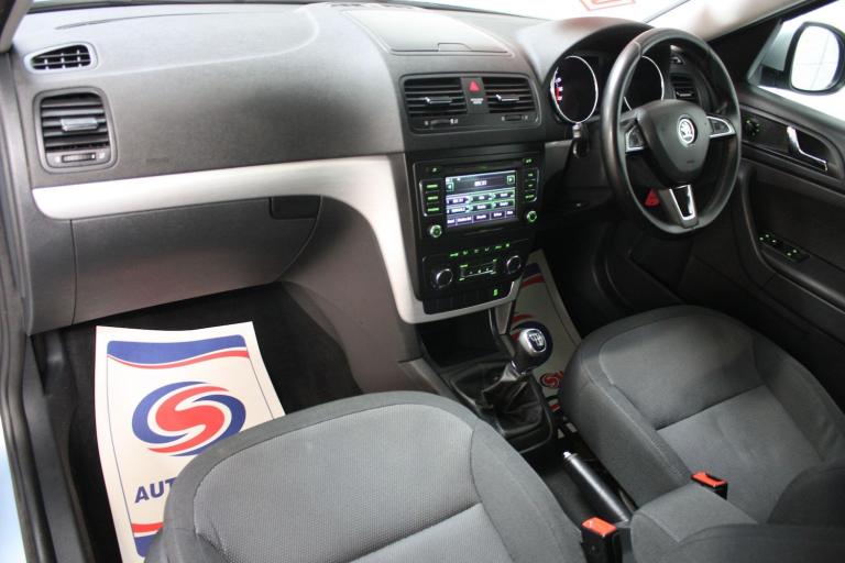 2014 Skoda Yeti 2.0 TDI CR SE 5dr HATCHBACK DIESEL Manual