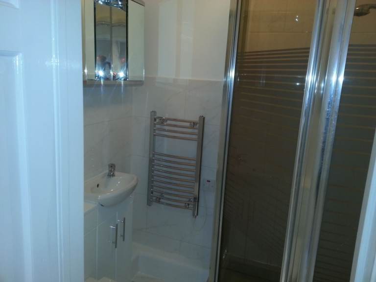 1 Bed Exective Riverside Apartment in Staines