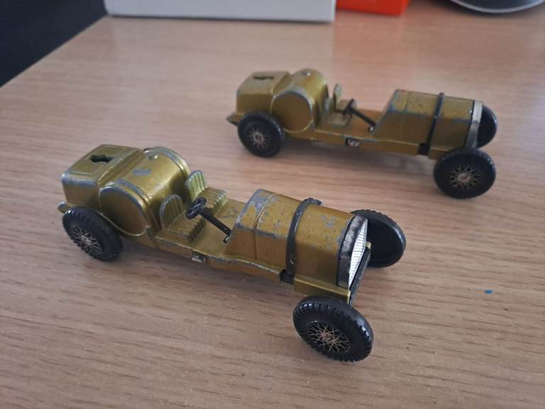 VINTAGE DIECAST 1914 STUTZ RACE CARS X 2 IN USED CONDITION