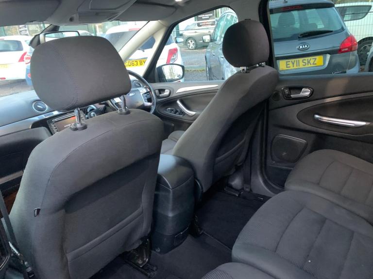 2011 Ford S-Max 2.0 TDCi Titanium Powershift Euro 5 5dr MPV Diesel Automatic