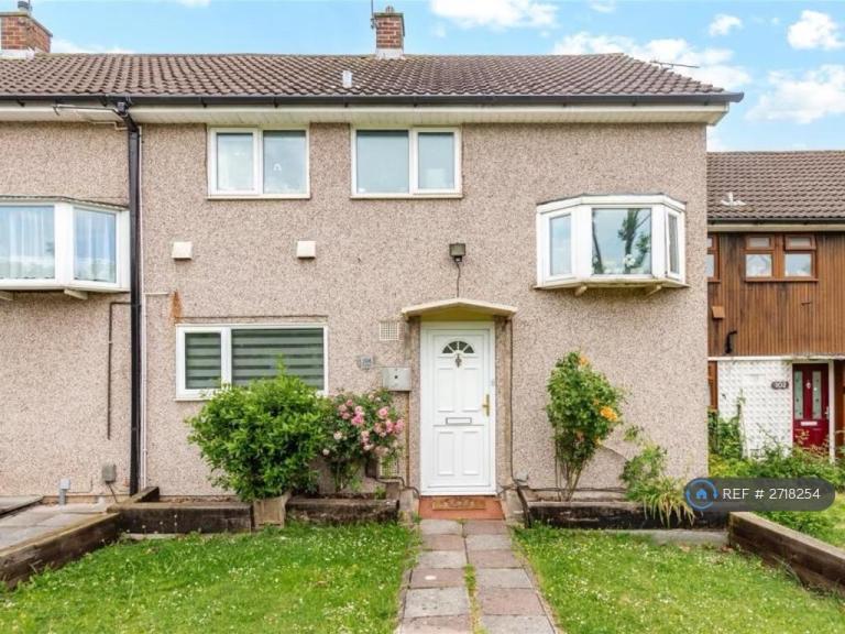 3 bedroom house in Pinmill, Basildon, SS14 (3 bed) (#2718254)