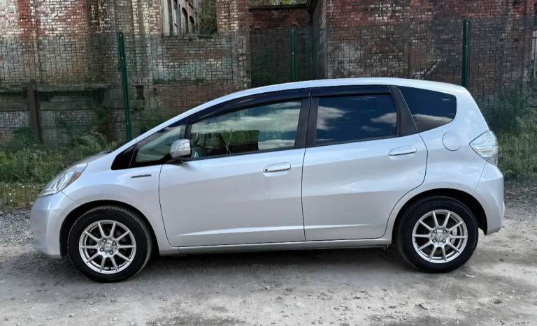 Honda Fit/Jazz Hybrid 1.3 1 year MOT ULEZ Compliant