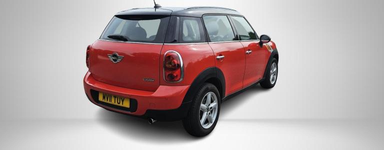 2011 MINI Countryman 1.6 Cooper 5dr HATCHBACK PETROL Manual
