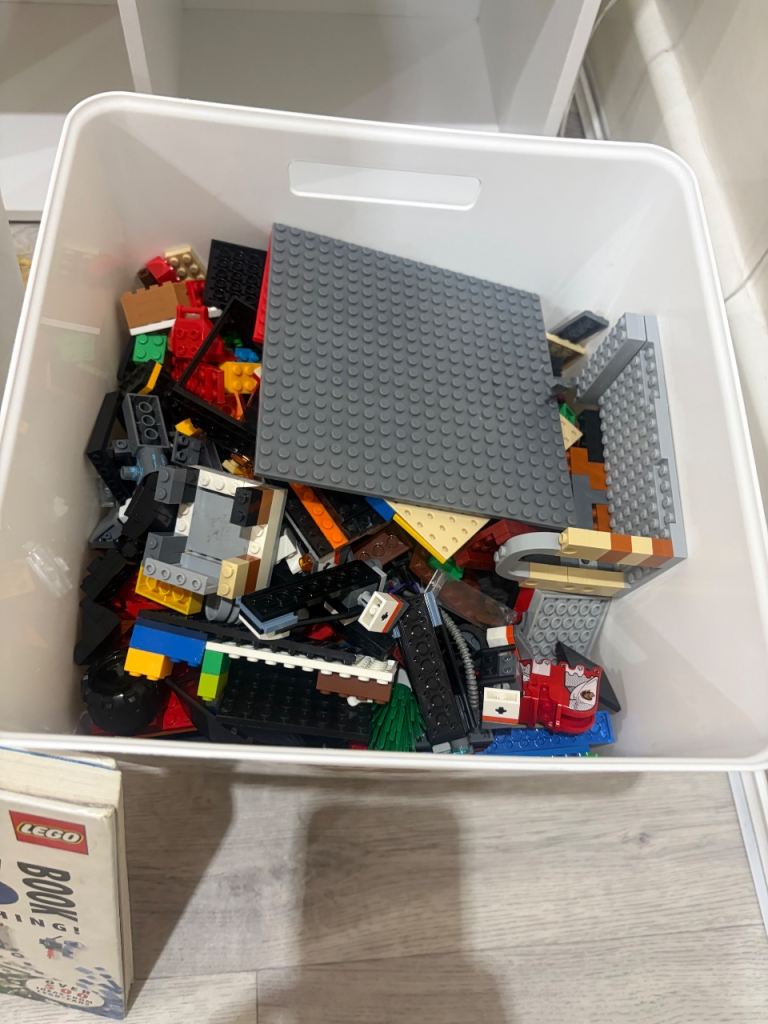 Big Box of Assorted LEGO Bricks with Ideas Book – Good Condition