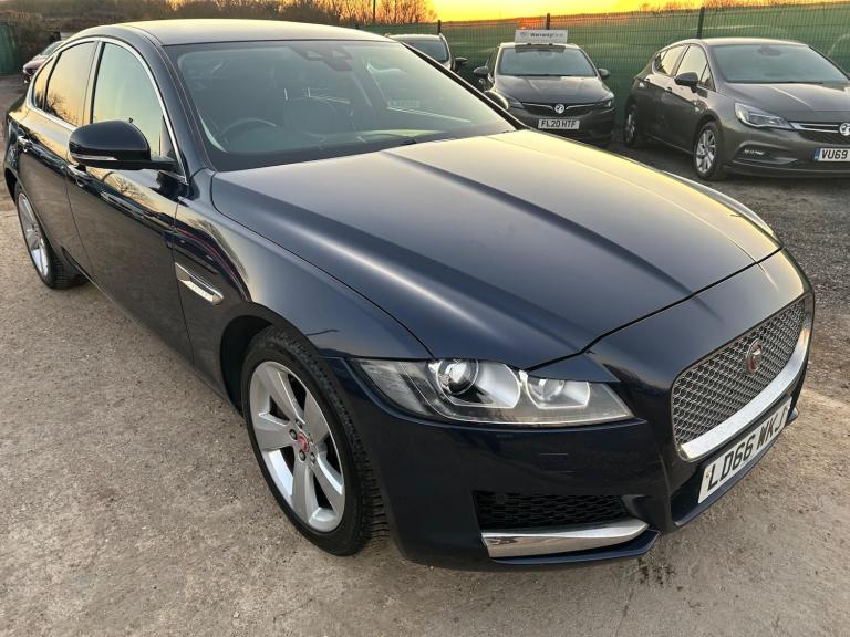2016 Jaguar XF 2.0d Portfolio Saloon 4dr Diesel Auto Euro 6 (s/s) (180 ps)