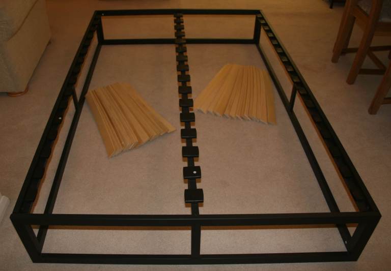 Habitat Platform Small Double Bed Frame – Black