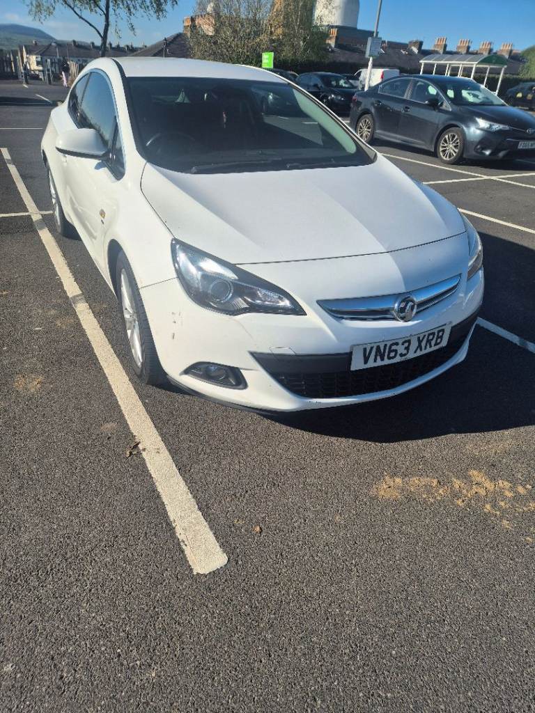 Vauxhall, ASTRA GTC, Hatchback, 2013, Manual, 1364 (cc), 3 doors