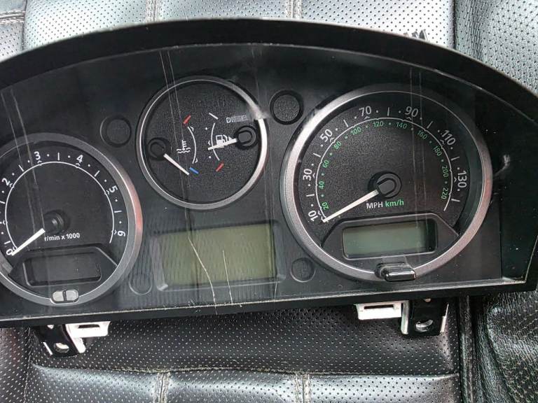 06 range rover sport clocks