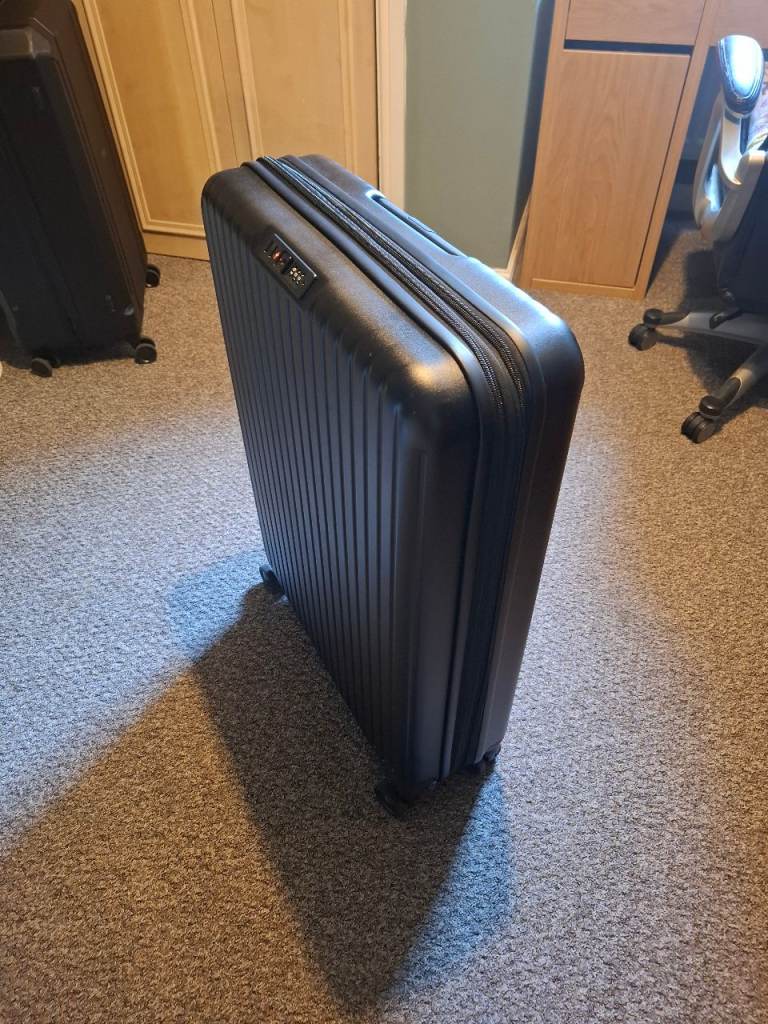 Large Expandable Suitcase