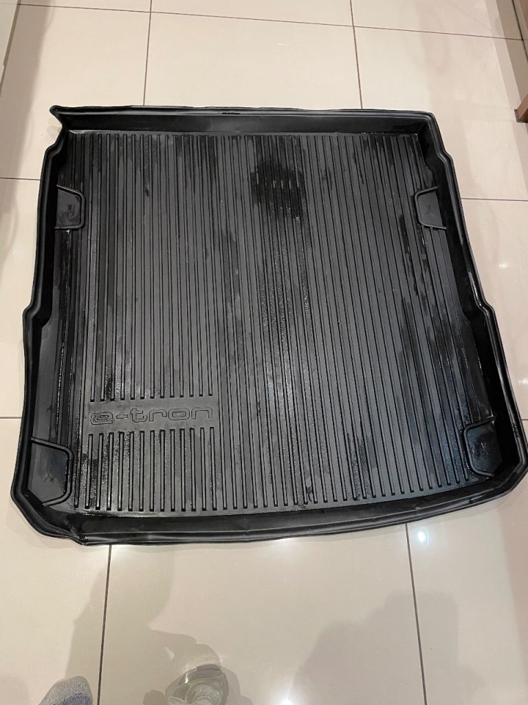 Audi Q4 E-tron etron load liner boot cover 4KE 061 180