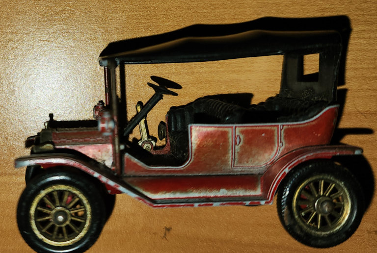 Models Of Yesteryear Vintage Model Car made by Lesney