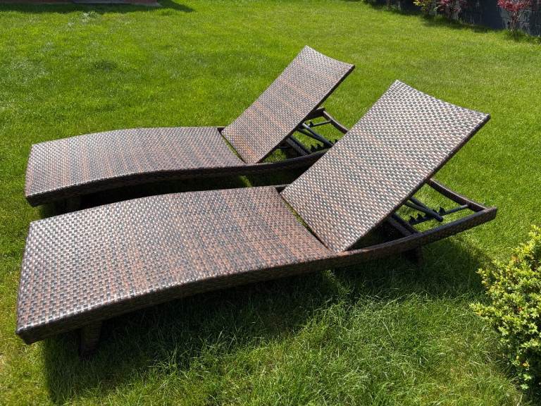 Set of 2 Andersen and Stokke Brown Rattan Sun Loungers from Costco