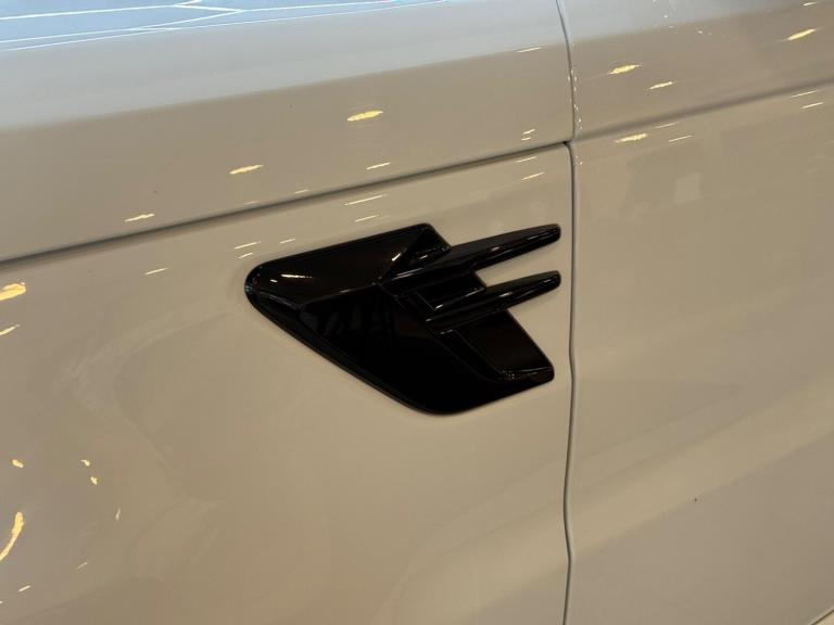 2020 Land Rover Range Rover Sport 3.0 SD V6 Autobiography Dynamic Auto 4WD Euro 6 (s/s) 5dr ESTAT...