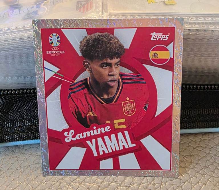 Lamine yamal topps euro 2024 spain sticker 