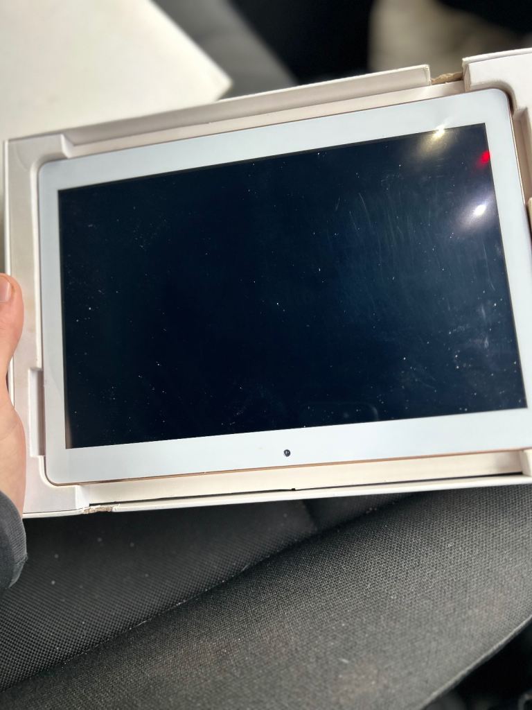 Media tek Q88 10.1 inch screen 