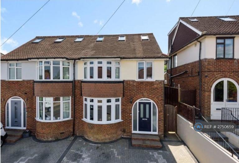 4 bedroom house in Welbeck Avenue, Tunbridge Wells, TN4 (4 bed) (#2750659)