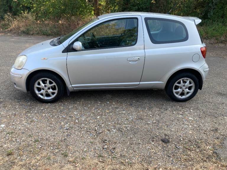 2005 TOYOTA YARIS COLOUR COLLECTION 3 DOOR HATCHBACK, ULEZ, F/S/HISTORY, LONG MOT.