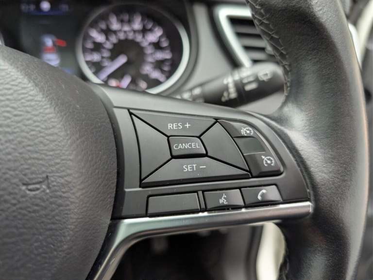 2021 Nissan Qashqai 1.3 DIG-T N-Connecta SUV 5dr Petrol DCT Auto Euro 6 (s/s) (160 ps) - PAN RO H...