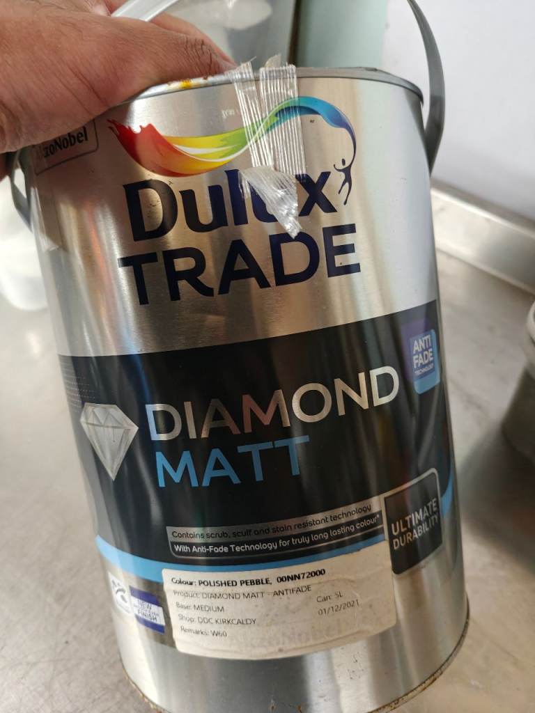 Dulux Trade Diamond Matt Paint - Polished Pebble, New