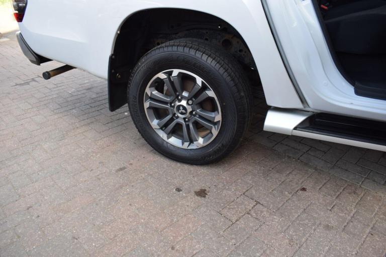 2021 Mitsubishi L200 2.2 DI-D DC Warrior 4WD Euro 6 (s/s) 4dr PICK UP Diesel Manual