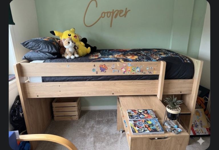 Single mid sleeper with desk 