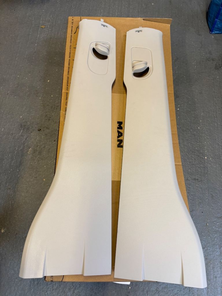 Vw crafter 2018on B pillar trims and sliding door seal