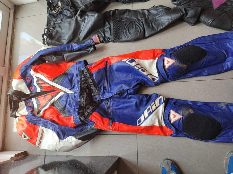 East London Motorcycle Clothing – ALL TYPES – SEE PHOTOS – EAST LONDON - 557