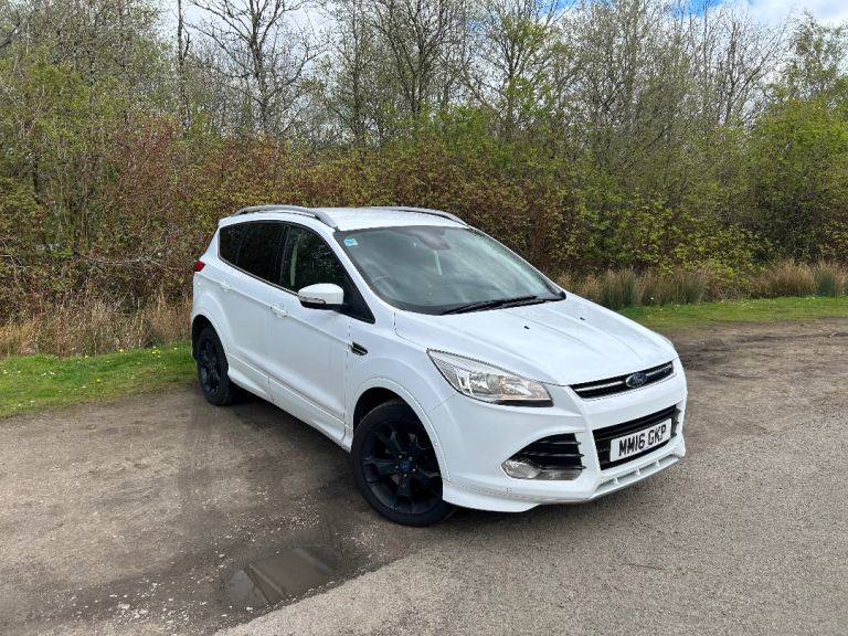 Ford Kuga Mk2 2016, nearly full FSH, White, Black Alloys, 77,000 miles