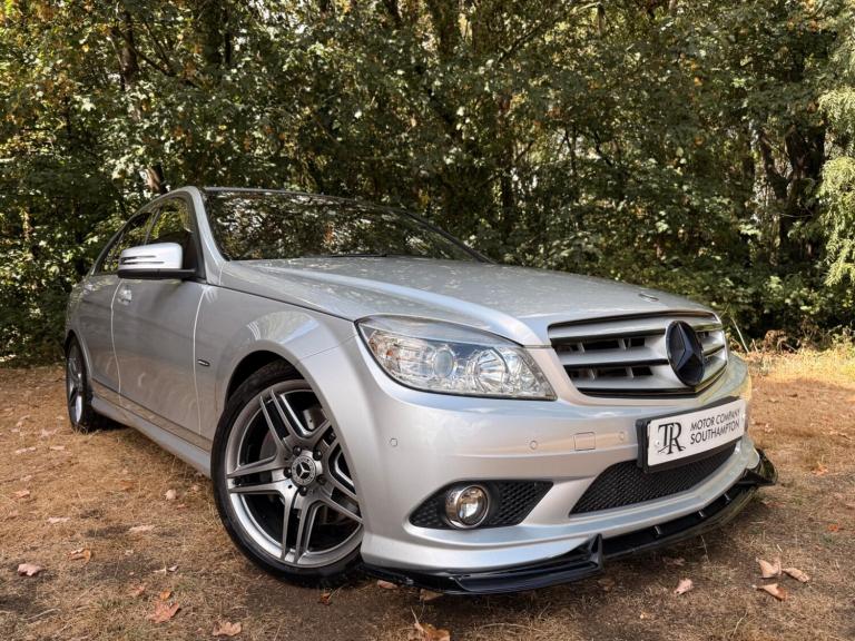 Mercedes-Benz C Class 3.0 C350 CDI V6 BlueEfficiency Sport Auto Euro 5 4dr Diesel Automatic