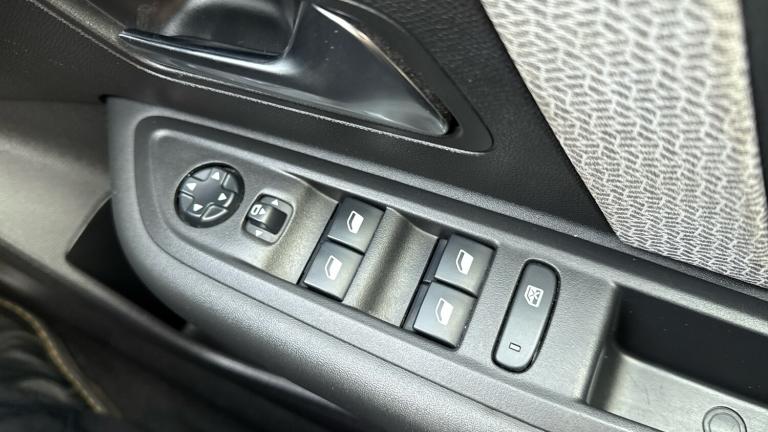 2021 Citroen C4 1.2 PureTech [130] Shine 5dr HATCHBACK PETROL Manual