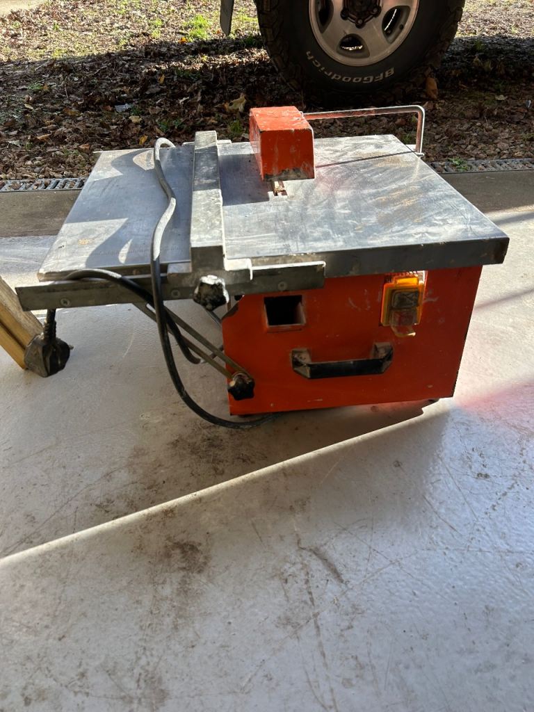 Norton TT250G Professional Tile Cutter.