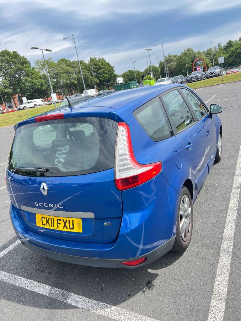 Renault, GRAND SCENIC, MPV, 2011, Semi-Auto, 1461 (cc), 5 doors