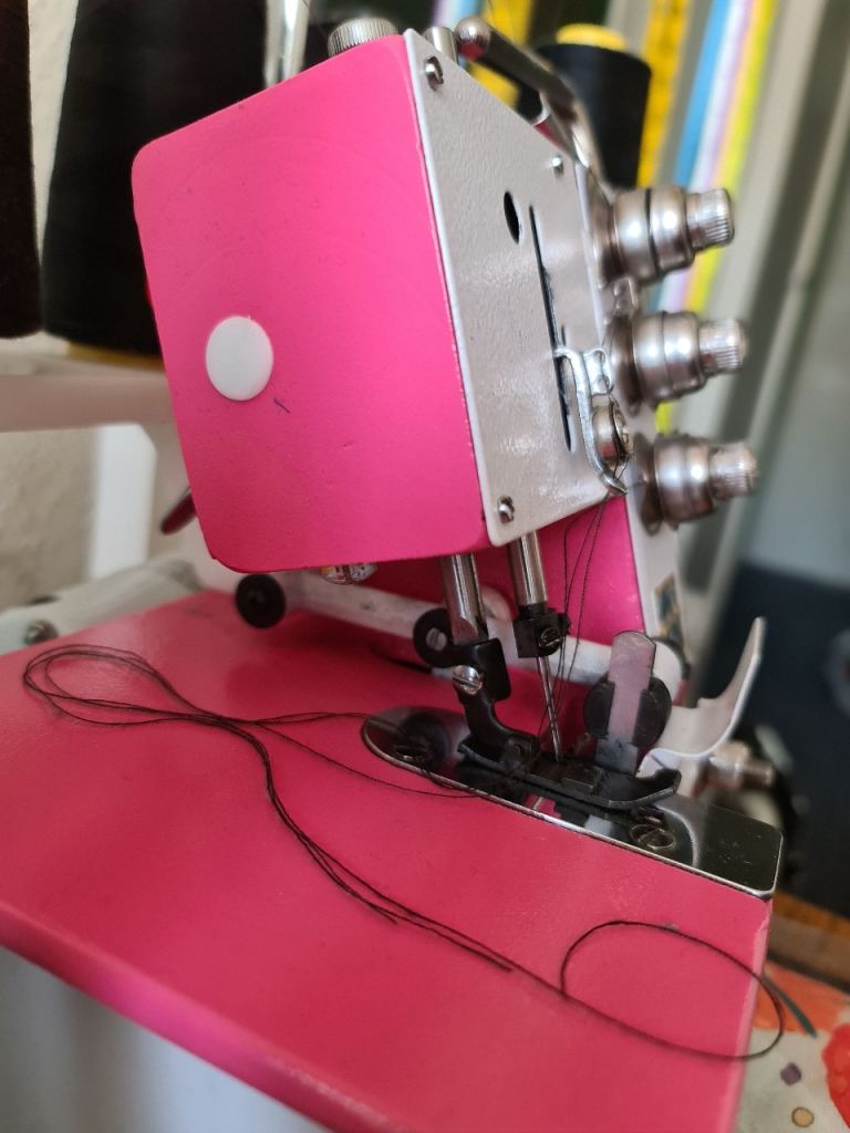 portable overlocker