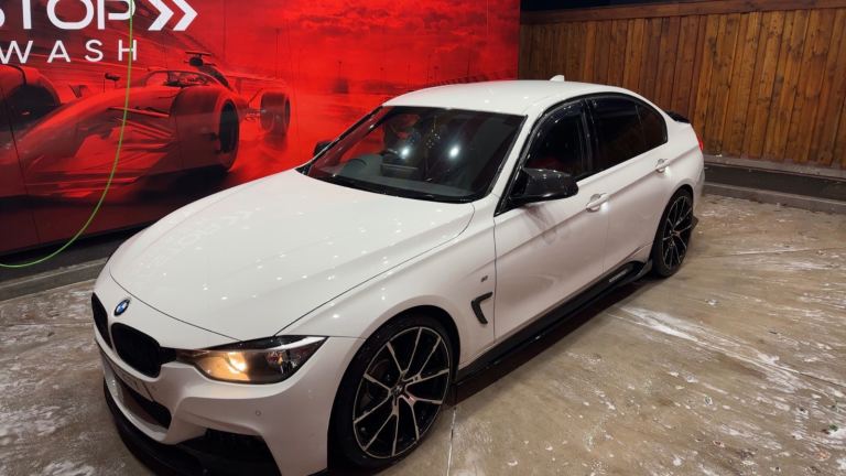 image for BMW, 3 SERIES, Saloon, 2013, Semi-Auto, 1995 (cc), 4 doors