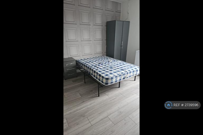 1 bedroom in Lime Street, Wolverhampton, WV3 (#2739596)