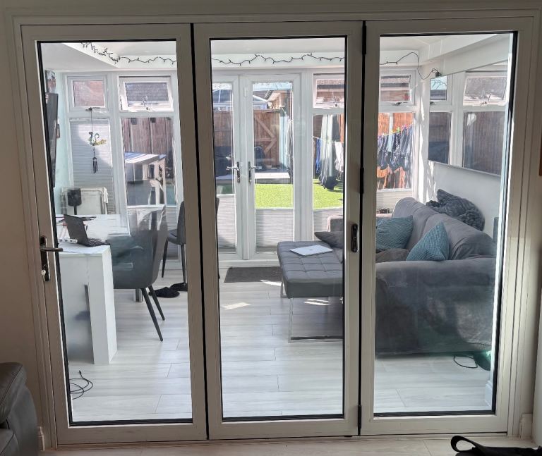 White 3-Panel External Bifold Doors – Good Condition