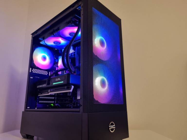 BARGAIN RTX 5060 TI RYZEN 7 7700 GAMING PC DDR5 16GB SSD NVME 1TB WATERCOOLED COMPUTER WORKSTATION