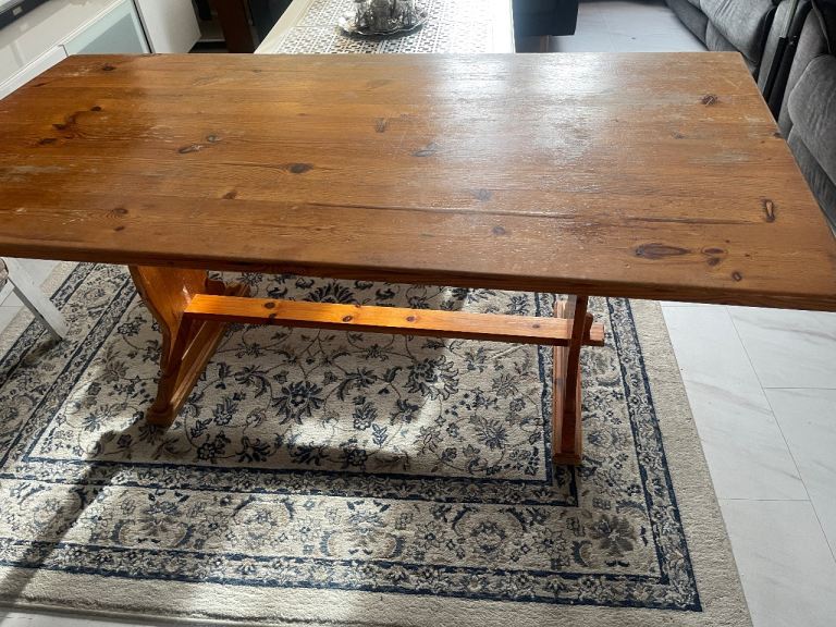 Dining table wooden