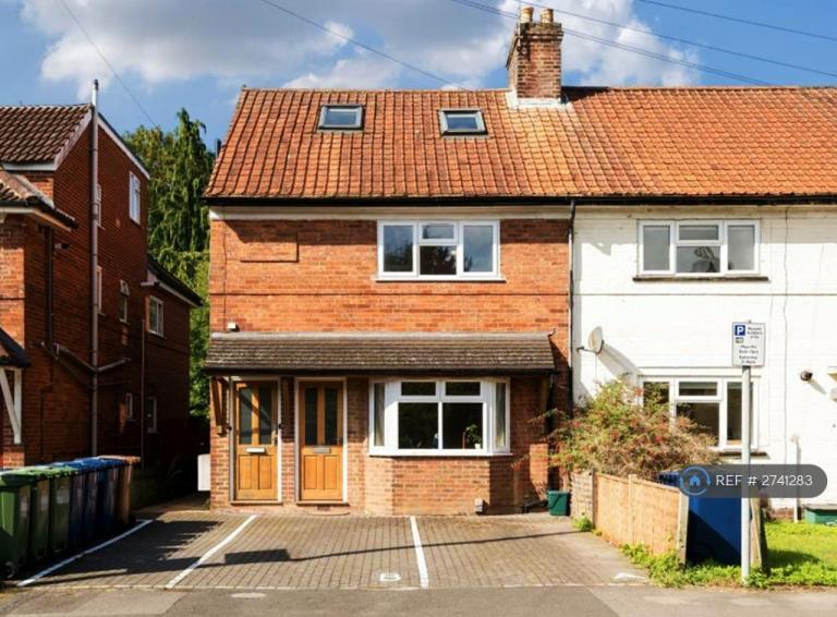 2 bedroom flat in Grays Road, Headington, Oxford, OX3 (2 bed) (#2741283)