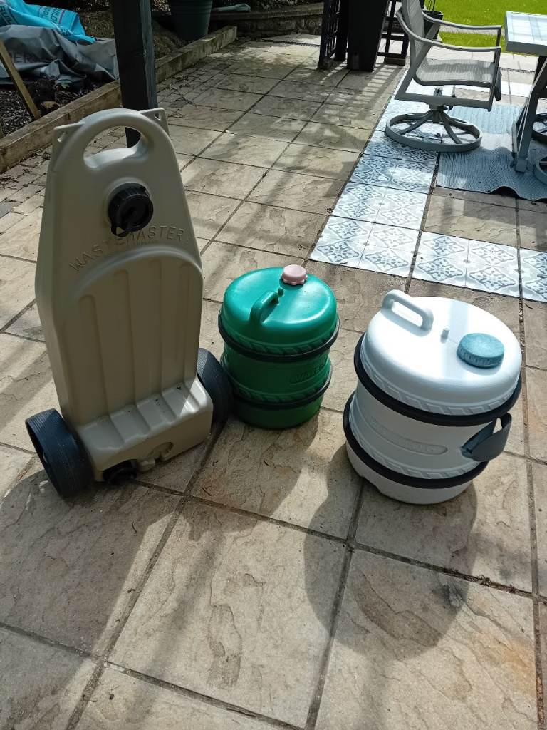 Aqua roll &wast water carrier 