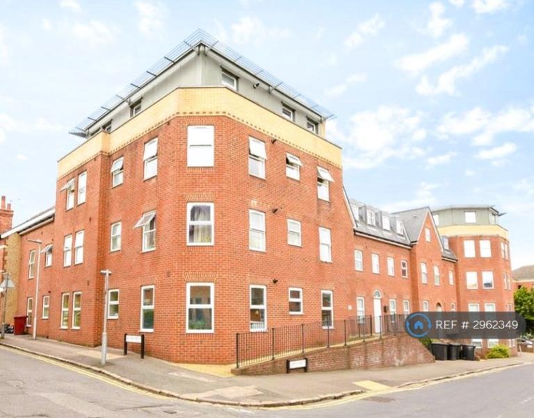 2 bedroom flat in East View Place, Reading, RG1 (2 bed) (#2962349)