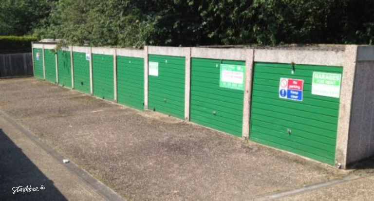 Garage to rent in Watford (WD25) | Stashbee