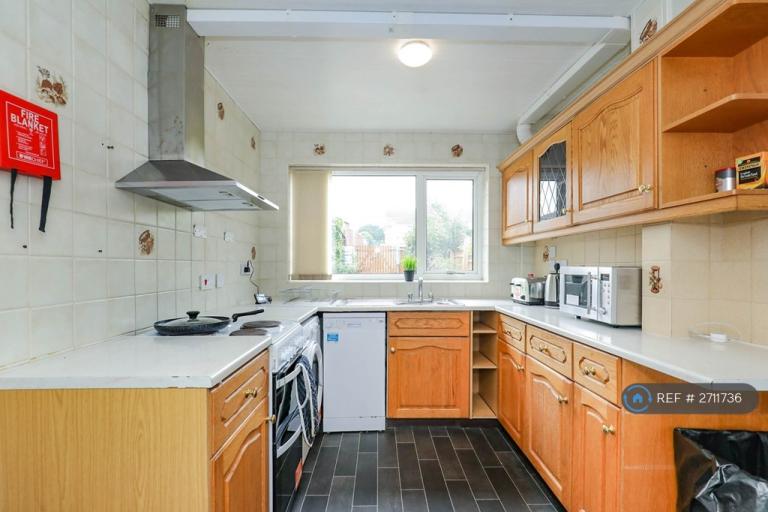 4 bedroom house in Lichen Green, Coventry, CV4 (4 bed) (#2711736)