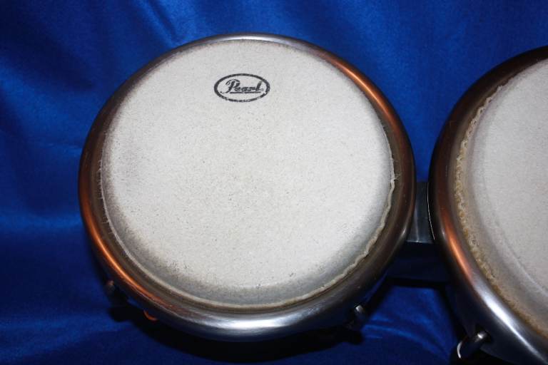 Pearl Primero Pro Fibreglass Bongos 7in + 8.1/2in Wine Red Marble Finish ~ £80 ono