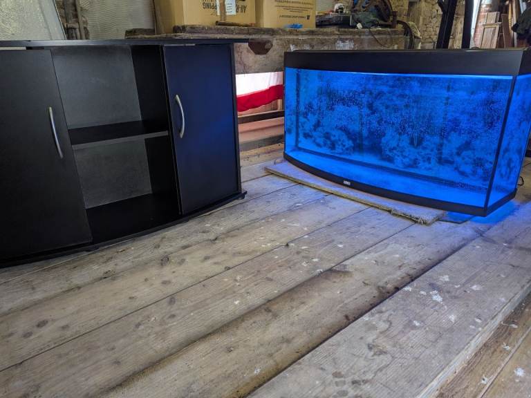 4ft AQUARIUM CAN DELIVER FISH TANK DOG CRATE VIVARIUM 