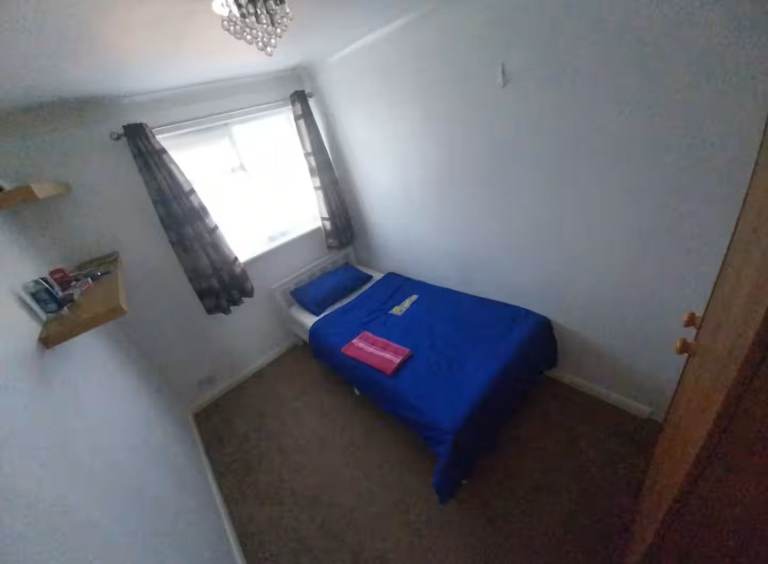 Room to rent. £25 per nights all bills included. Reading Tilehurst